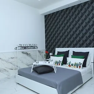 apt-santi-house.taorminaitalyhotels.com/